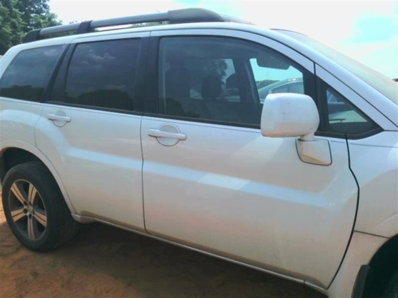 https://f005.backblazeb2.com/file/img-partshotlines-com/Inventory/MS293/Vehicle/7442_04.jpg
