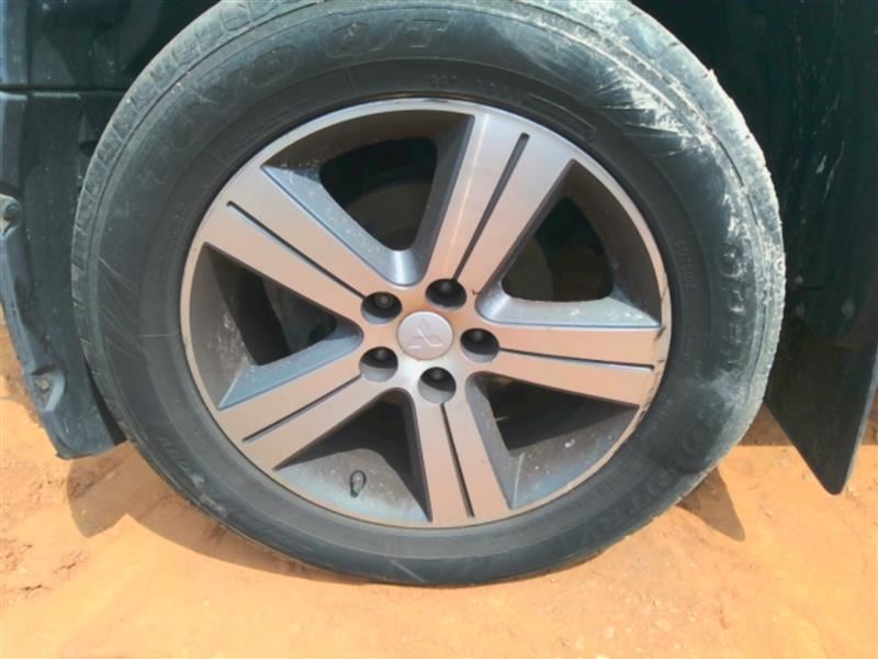 https://f005.backblazeb2.com/file/img-partshotlines-com/Inventory/MS293/Vehicle/7442_09.jpg