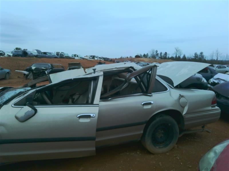 https://f005.backblazeb2.com/file/img-partshotlines-com/Inventory/MS293/Vehicle/7858_04.jpg