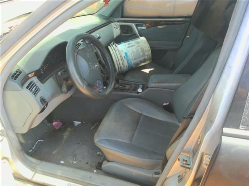 https://f005.backblazeb2.com/file/img-partshotlines-com/Inventory/MS293/Vehicle/8411_12.jpg