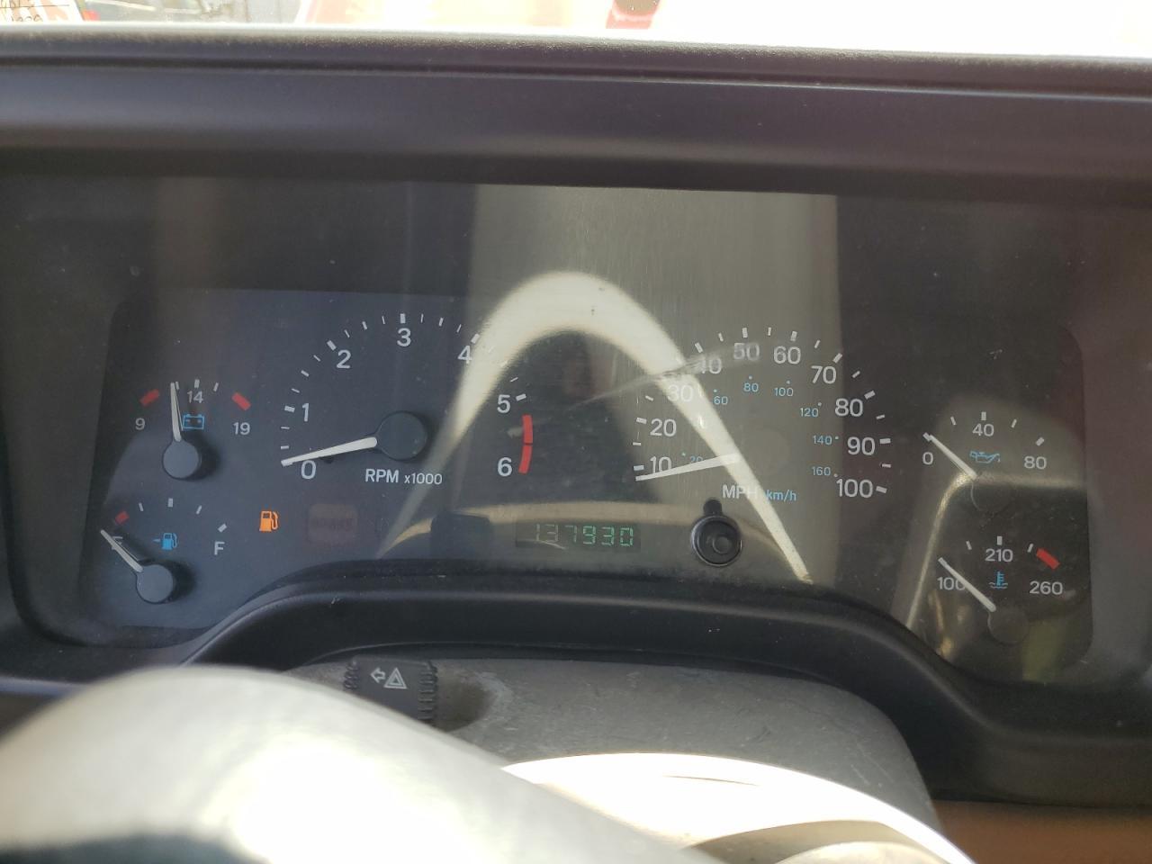 d/g/j/e/j/383592cc-3ac5-451e-90d7-1c9181963908.jpg