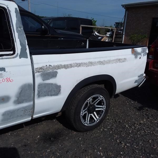 https://f005.backblazeb2.com/file/img-partshotlines-com/Inventory/MS78/Vehicle/5903_09.jpg