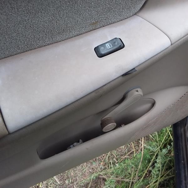 https://f005.backblazeb2.com/file/img-partshotlines-com/Inventory/MS78/Vehicle/5945_03.jpg