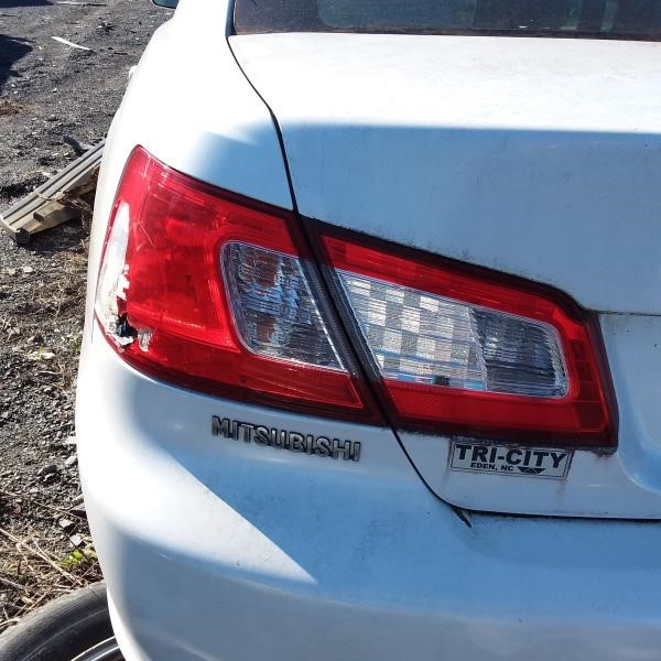 https://f005.backblazeb2.com/file/img-partshotlines-com/Inventory/MS78/Vehicle/6028_12.jpg