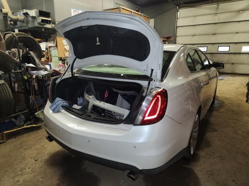 https://f005.backblazeb2.com/file/img-partshotlines-com/Inventory/NE124/Vehicle/7555_03.jpg
