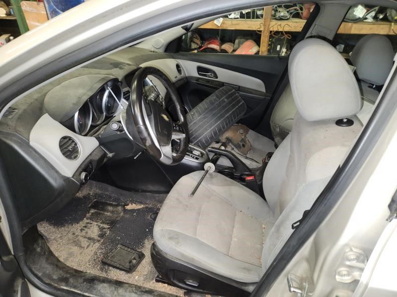 https://f005.backblazeb2.com/file/img-partshotlines-com/Inventory/NE124/Vehicle/8641_05.jpg