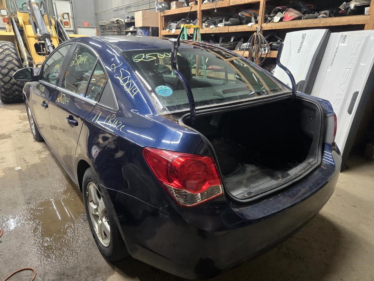 https://f005.backblazeb2.com/file/img-partshotlines-com/Inventory/NE124/Vehicle/9173_01.jpg