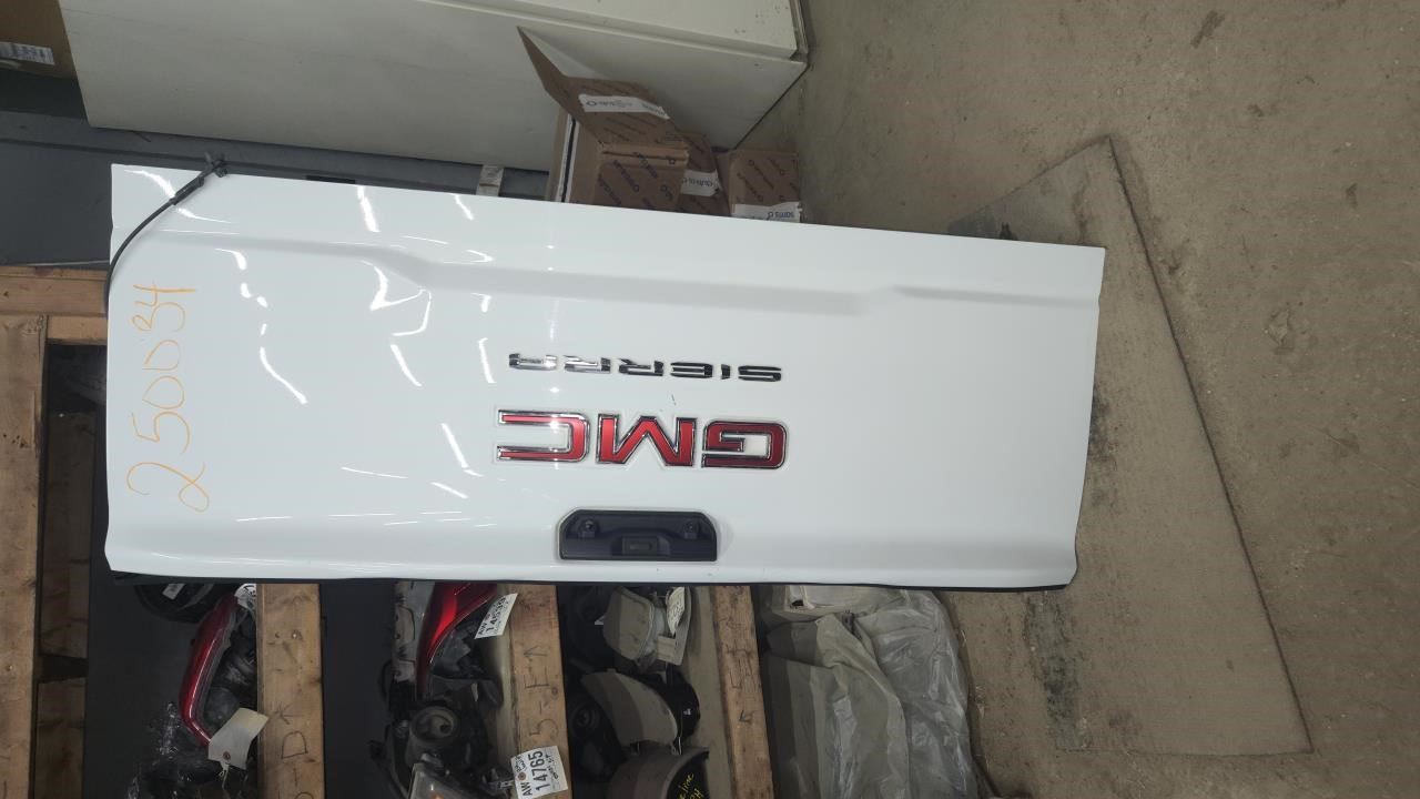 https://f005.backblazeb2.com/file/img-partshotlines-com/Inventory/NE124/Vehicle/9224_06.jpg