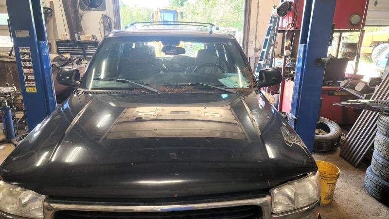 https://f005.backblazeb2.com/file/img-partshotlines-com/Inventory/NE126/Vehicle/8024_07.jpg