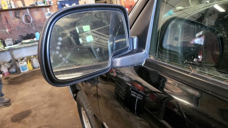 https://f005.backblazeb2.com/file/img-partshotlines-com/Inventory/NE126/Vehicle/8024_12.jpg