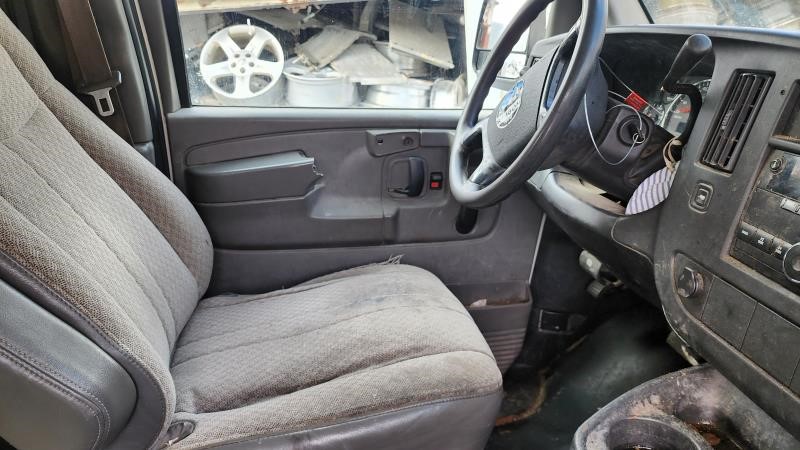 https://f005.backblazeb2.com/file/img-partshotlines-com/Inventory/NE126/Vehicle/8181_06.jpg