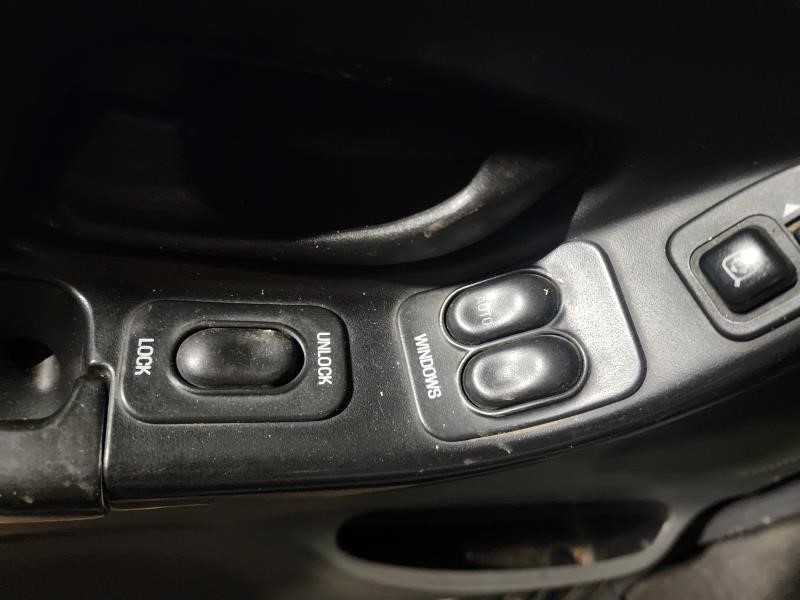 https://f005.backblazeb2.com/file/img-partshotlines-com/Inventory/NE126/Vehicle/8474_12.jpg