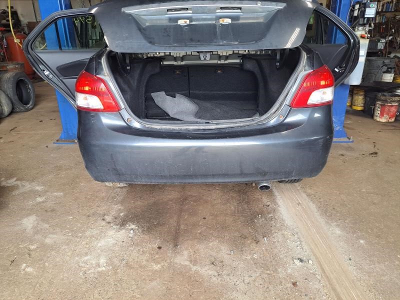 https://f005.backblazeb2.com/file/img-partshotlines-com/Inventory/NE126/Vehicle/8541_12.jpg