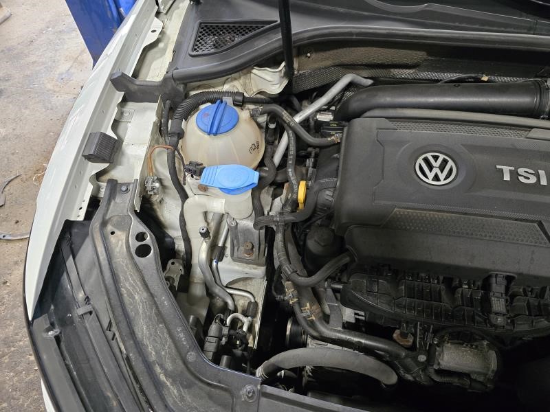 https://f005.backblazeb2.com/file/img-partshotlines-com/Inventory/NE126/Vehicle/8586_05.jpg