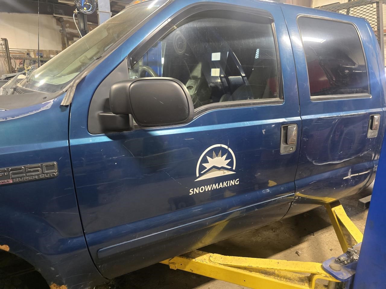 https://f005.backblazeb2.com/file/img-partshotlines-com/Inventory/NE126/Vehicle/8612_08.jpg