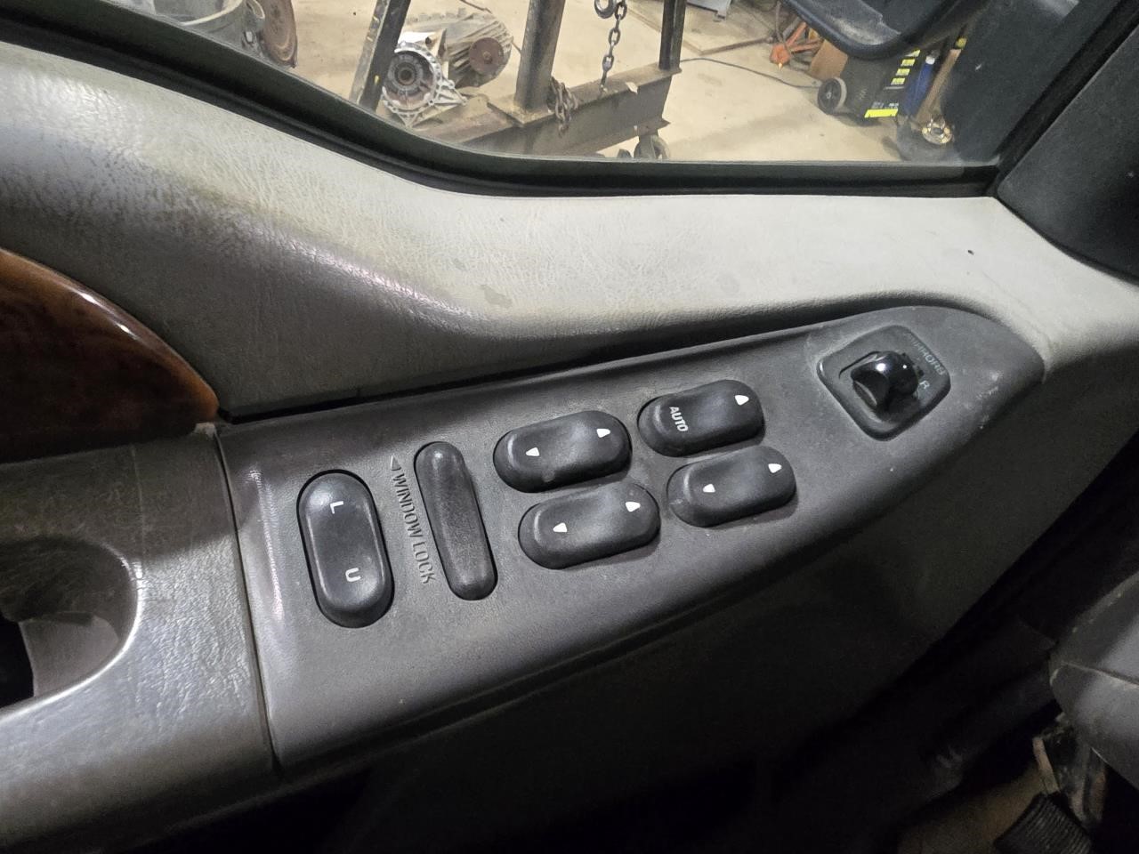 https://f005.backblazeb2.com/file/img-partshotlines-com/Inventory/NE126/Vehicle/8612_11.jpg