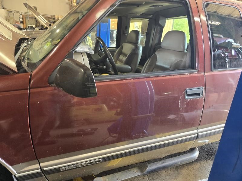 https://f005.backblazeb2.com/file/img-partshotlines-com/Inventory/NE126/Vehicle/8616_09.jpg