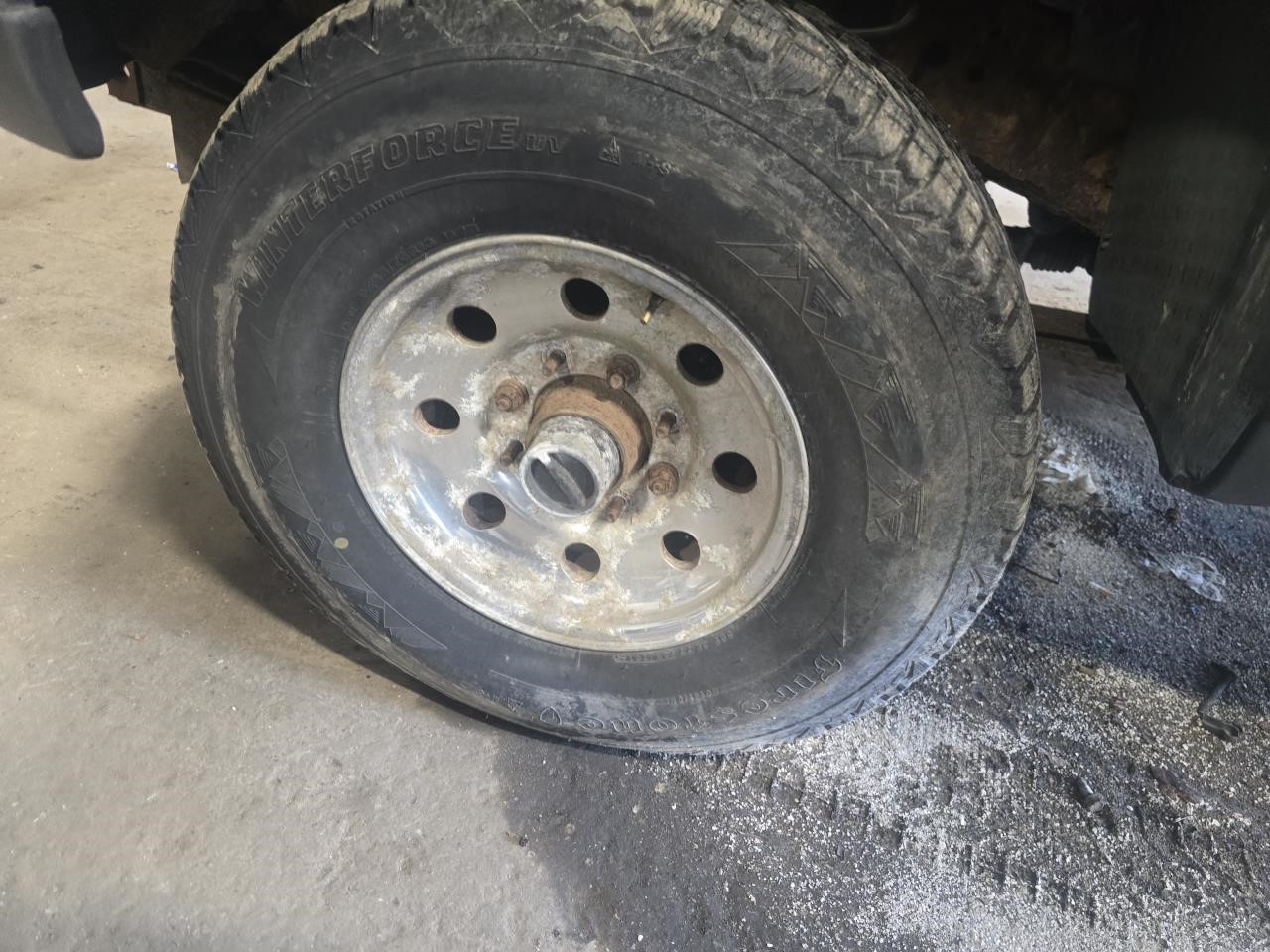 https://f005.backblazeb2.com/file/img-partshotlines-com/Inventory/NE126/Vehicle/8623_09.jpg