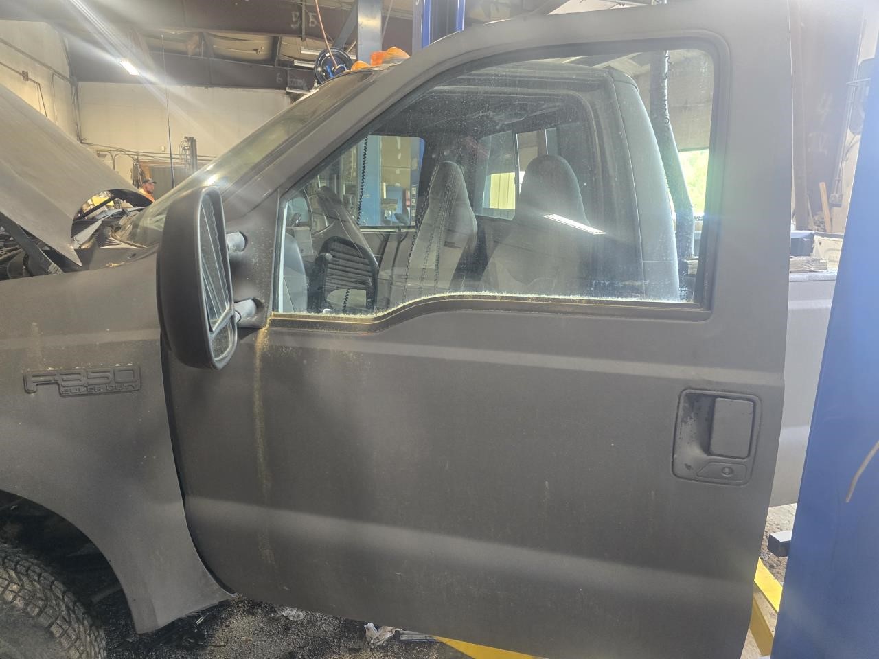 https://f005.backblazeb2.com/file/img-partshotlines-com/Inventory/NE126/Vehicle/8623_10.jpg
