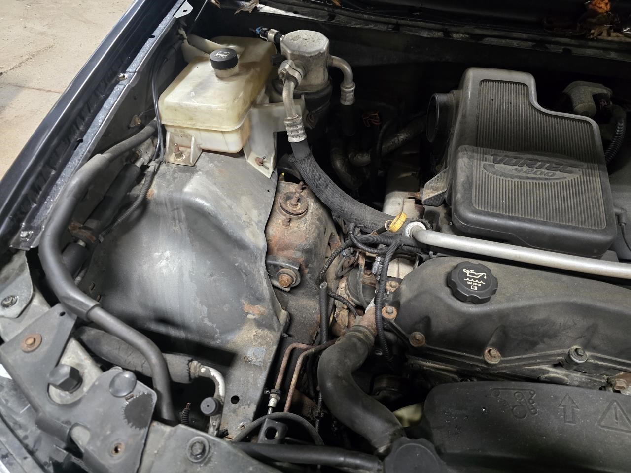 https://f005.backblazeb2.com/file/img-partshotlines-com/Inventory/NE126/Vehicle/8627_07.jpg