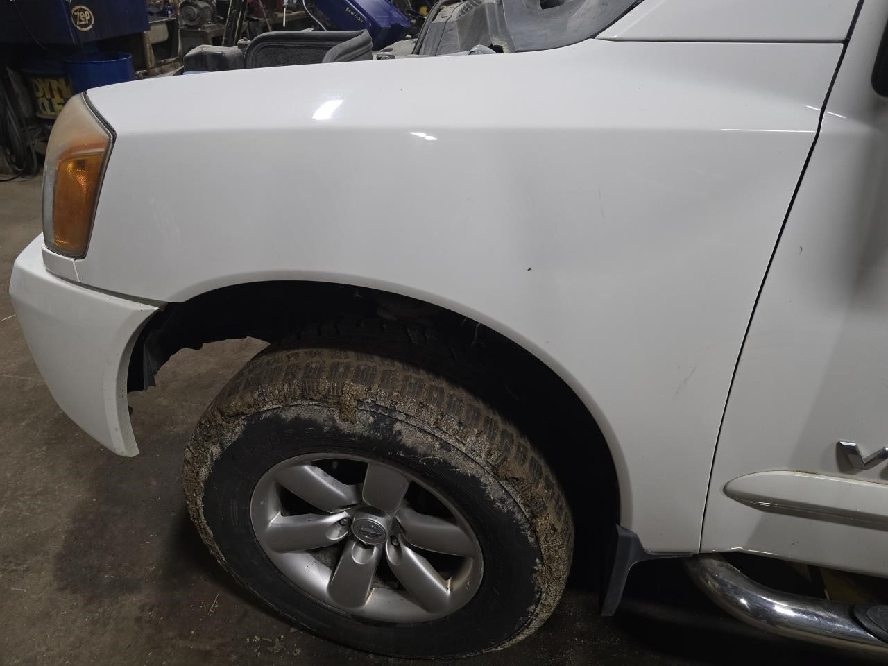 https://f005.backblazeb2.com/file/img-partshotlines-com/Inventory/NE126/Vehicle/8737_08.jpg