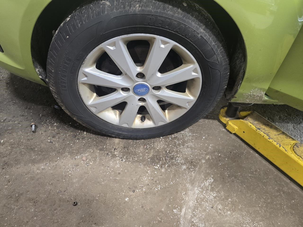 https://f005.backblazeb2.com/file/img-partshotlines-com/Inventory/NE126/Vehicle/8753_09.jpg
