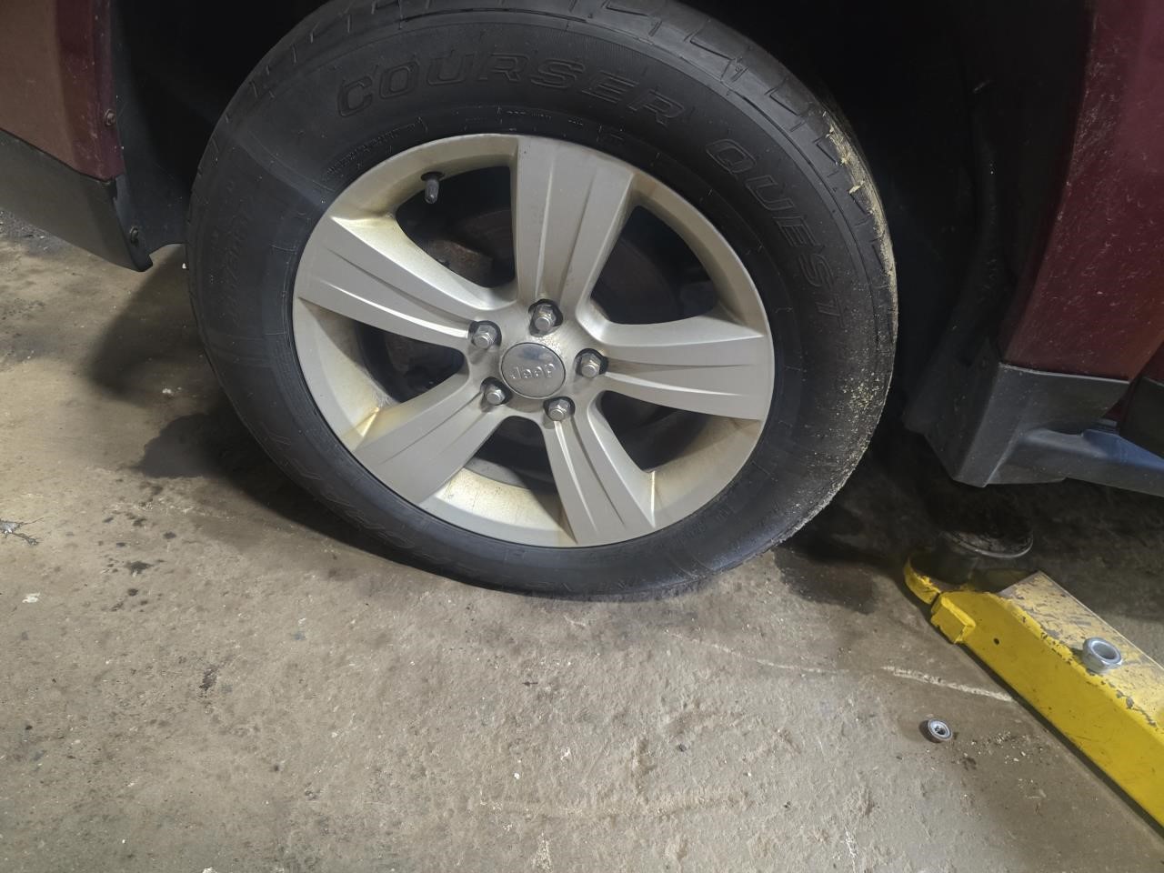https://f005.backblazeb2.com/file/img-partshotlines-com/Inventory/NE126/Vehicle/8775_09.jpg