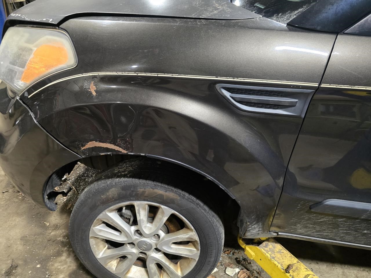 https://f005.backblazeb2.com/file/img-partshotlines-com/Inventory/NE126/Vehicle/8791_10.jpg