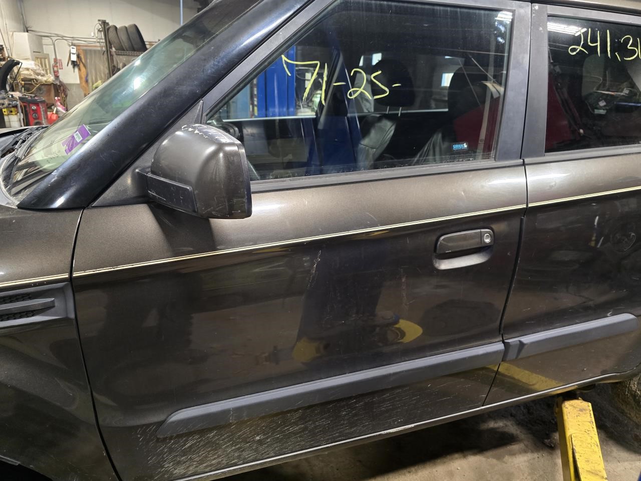 https://f005.backblazeb2.com/file/img-partshotlines-com/Inventory/NE126/Vehicle/8791_12.jpg
