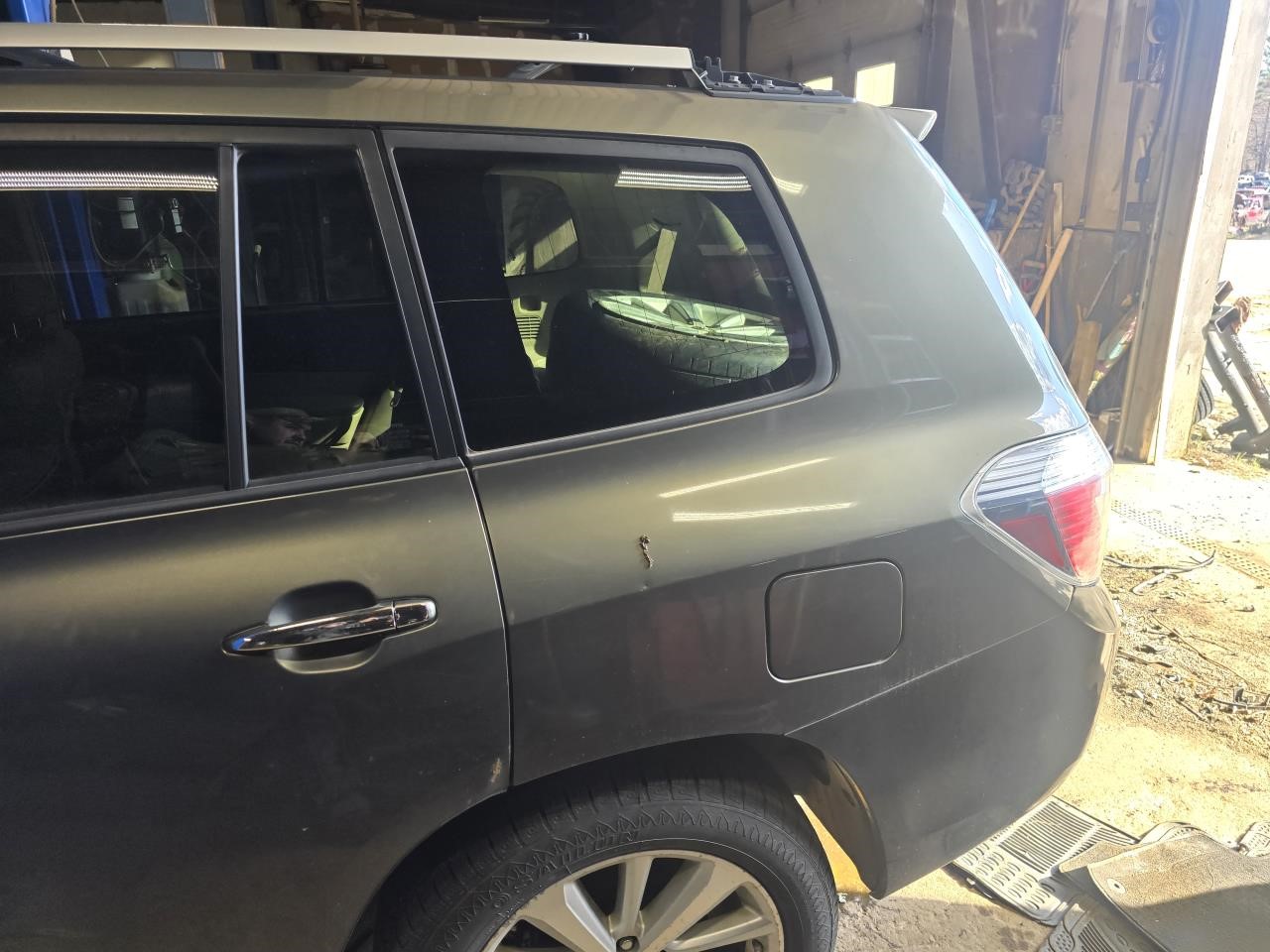 https://f005.backblazeb2.com/file/img-partshotlines-com/Inventory/NE126/Vehicle/8807_11.jpg
