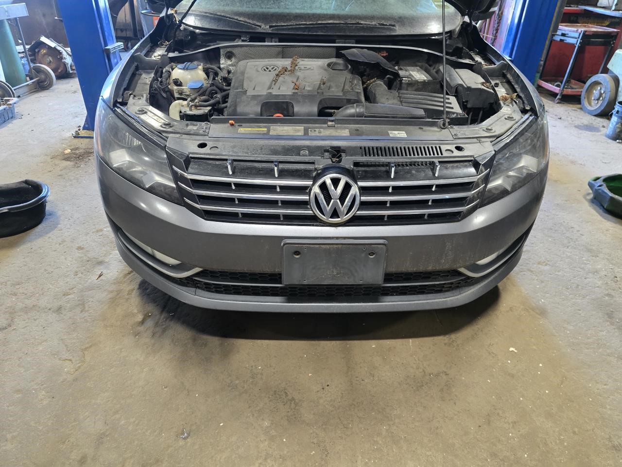 https://f005.backblazeb2.com/file/img-partshotlines-com/Inventory/NE126/Vehicle/8817_01.jpg
