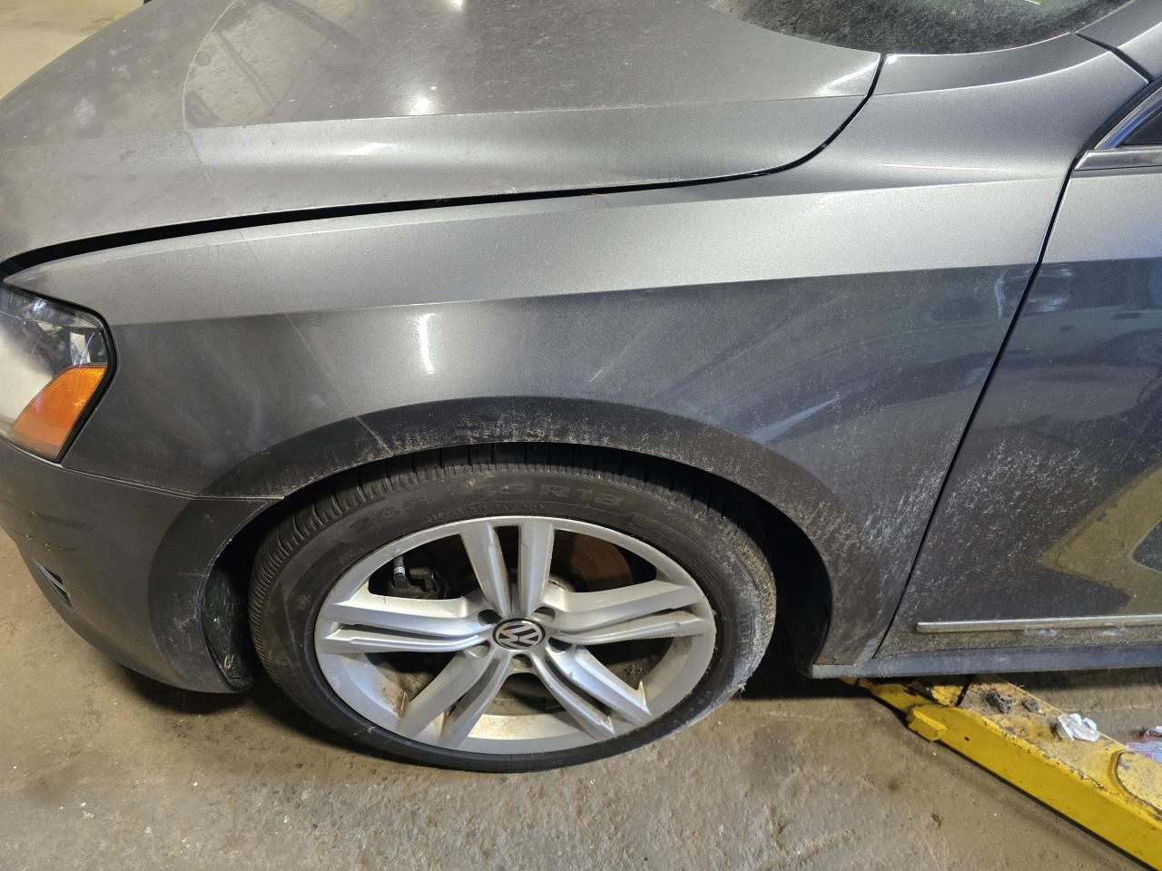 https://f005.backblazeb2.com/file/img-partshotlines-com/Inventory/NE126/Vehicle/8817_08.jpg