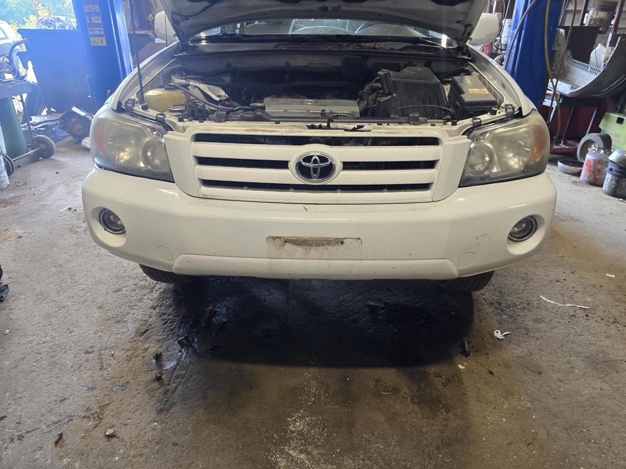 https://f005.backblazeb2.com/file/img-partshotlines-com/Inventory/NE126/Vehicle/8819_01.jpg
