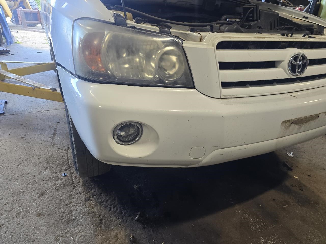 https://f005.backblazeb2.com/file/img-partshotlines-com/Inventory/NE126/Vehicle/8819_02.jpg