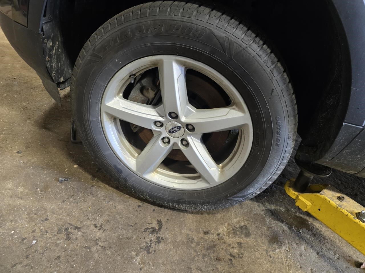 https://f005.backblazeb2.com/file/img-partshotlines-com/Inventory/NE126/Vehicle/8847_09.jpg