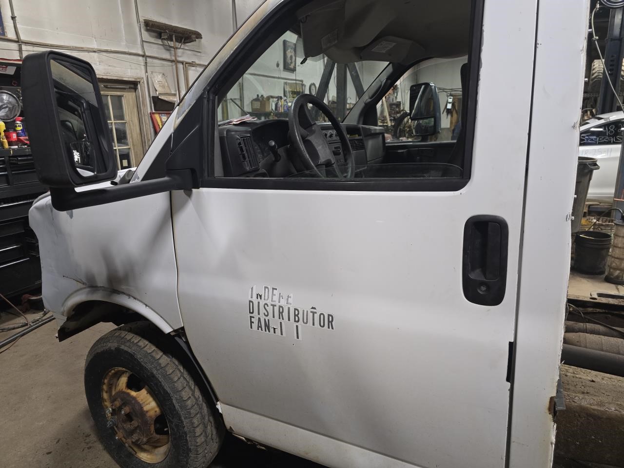 https://f005.backblazeb2.com/file/img-partshotlines-com/Inventory/NE126/Vehicle/8867_10.jpg