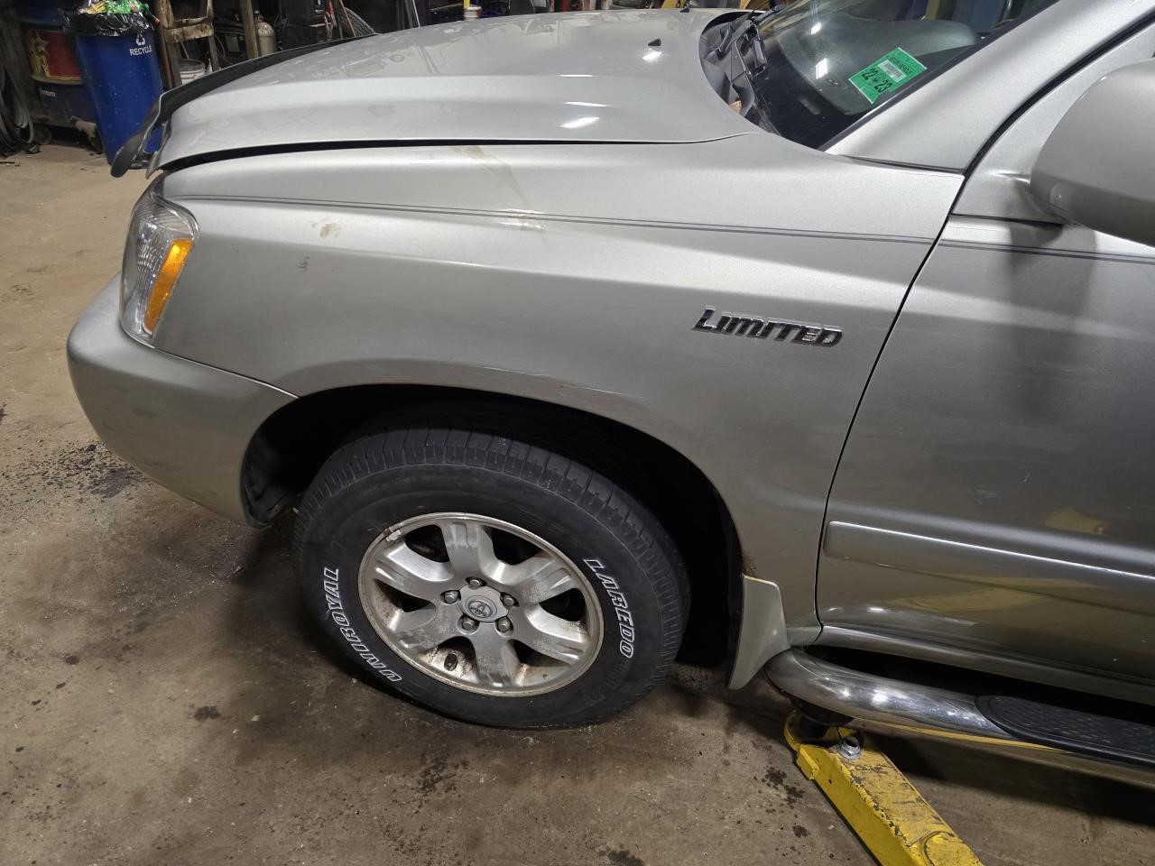 https://f005.backblazeb2.com/file/img-partshotlines-com/Inventory/NE126/Vehicle/8870_10.jpg