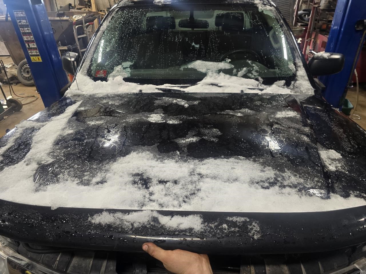 https://f005.backblazeb2.com/file/img-partshotlines-com/Inventory/NE126/Vehicle/8880_08.jpg