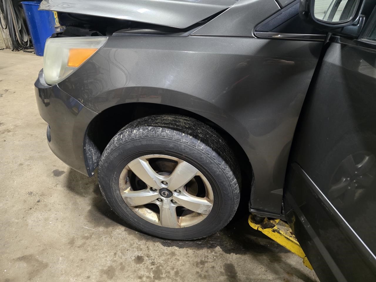 https://f005.backblazeb2.com/file/img-partshotlines-com/Inventory/NE126/Vehicle/8887_09.jpg