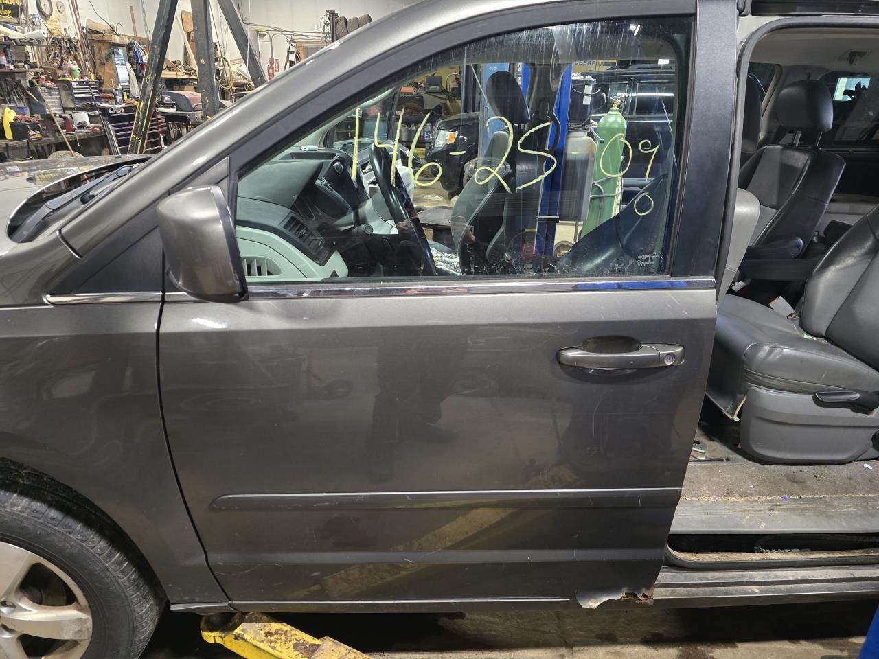 https://f005.backblazeb2.com/file/img-partshotlines-com/Inventory/NE126/Vehicle/8887_11.jpg