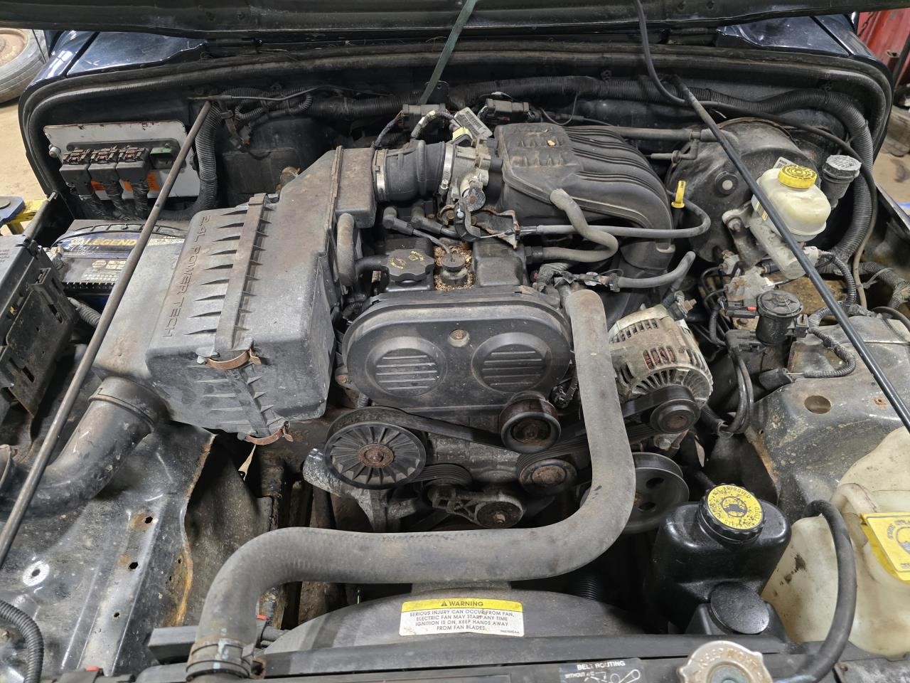 https://f005.backblazeb2.com/file/img-partshotlines-com/Inventory/NE126/Vehicle/8897_04.jpg