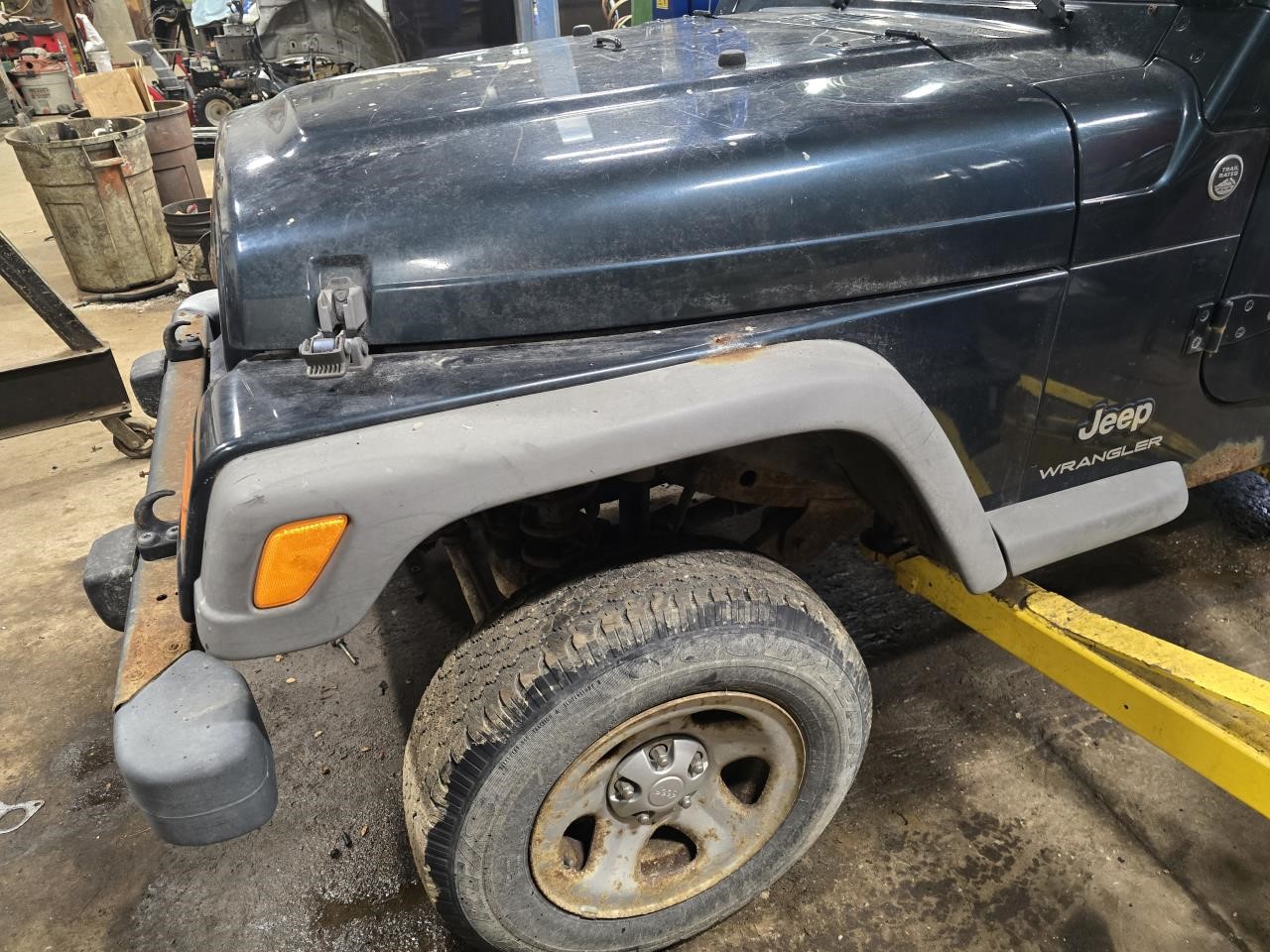 https://f005.backblazeb2.com/file/img-partshotlines-com/Inventory/NE126/Vehicle/8897_08.jpg