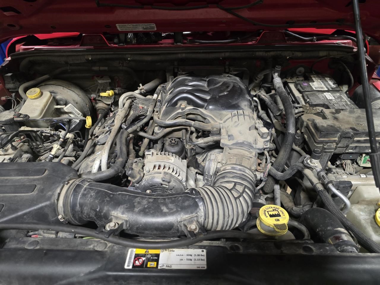 https://f005.backblazeb2.com/file/img-partshotlines-com/Inventory/NE126/Vehicle/8898_03.jpg