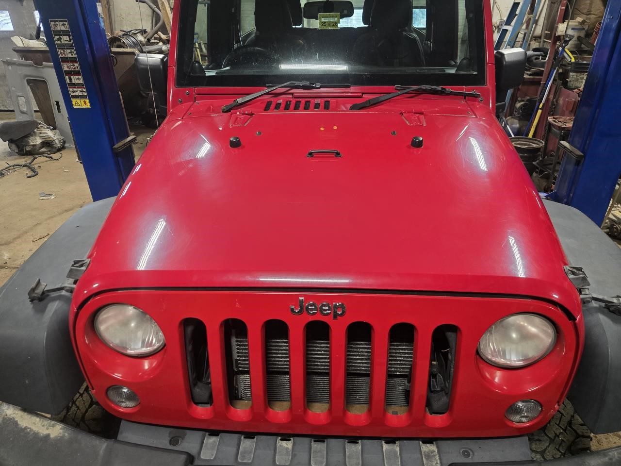 https://f005.backblazeb2.com/file/img-partshotlines-com/Inventory/NE126/Vehicle/8898_05.jpg