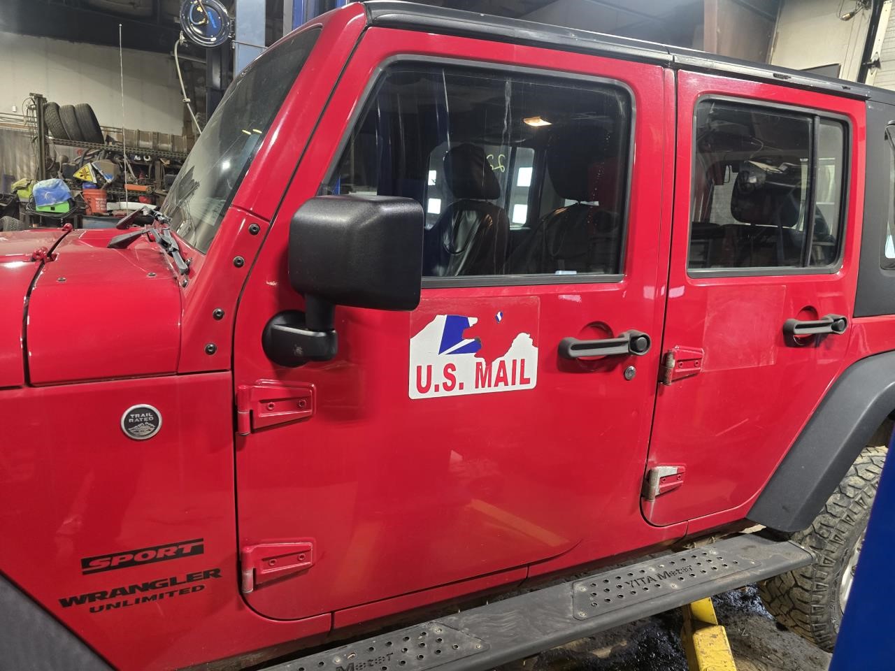 https://f005.backblazeb2.com/file/img-partshotlines-com/Inventory/NE126/Vehicle/8898_08.jpg