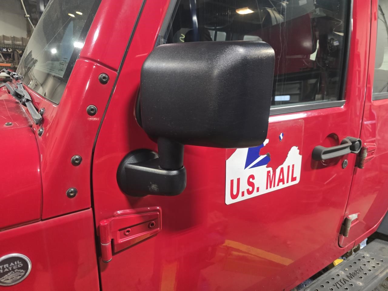 https://f005.backblazeb2.com/file/img-partshotlines-com/Inventory/NE126/Vehicle/8898_09.jpg