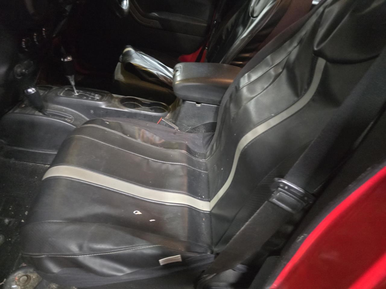 https://f005.backblazeb2.com/file/img-partshotlines-com/Inventory/NE126/Vehicle/8898_11.jpg