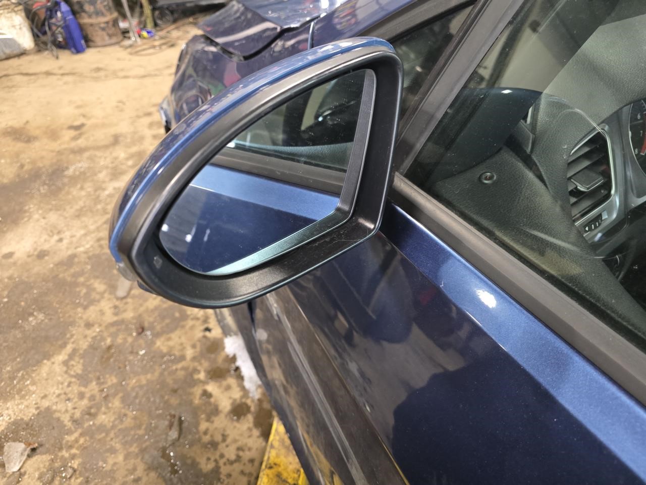 https://f005.backblazeb2.com/file/img-partshotlines-com/Inventory/NE126/Vehicle/8905_11.jpg