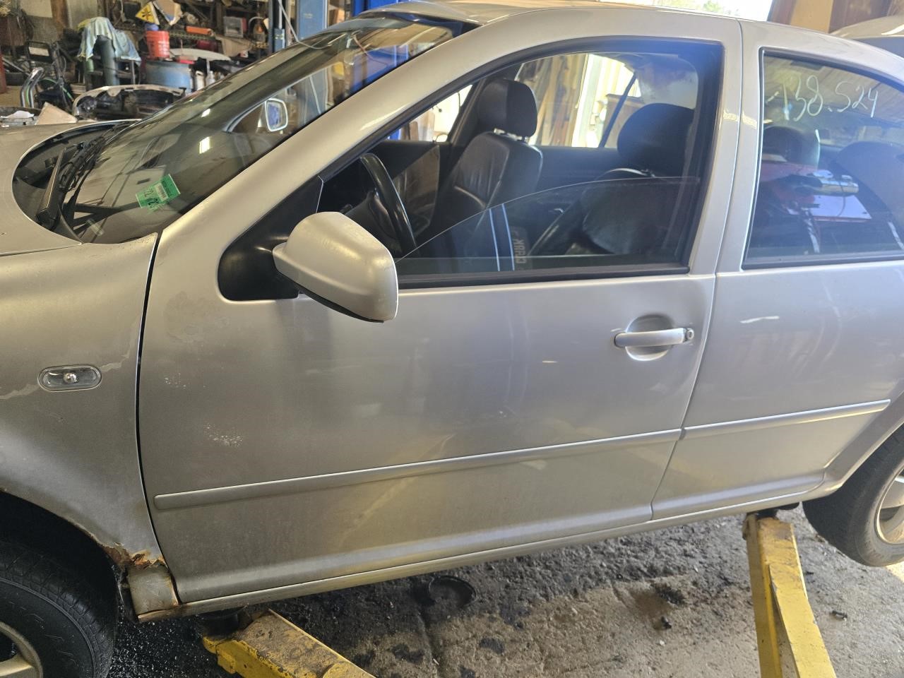 https://f005.backblazeb2.com/file/img-partshotlines-com/Inventory/NE126/Vehicle/8910_08.jpg
