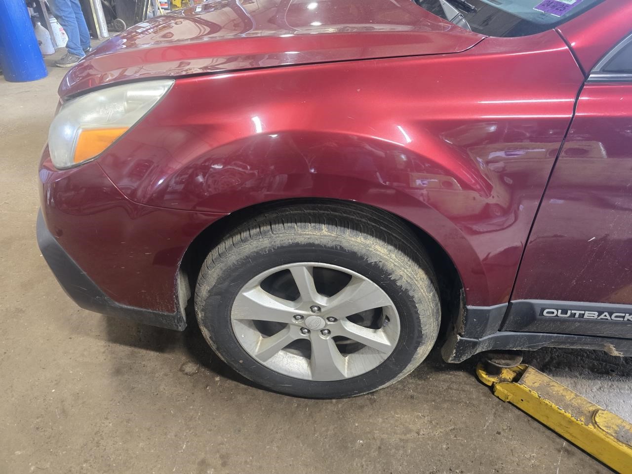 https://f005.backblazeb2.com/file/img-partshotlines-com/Inventory/NE126/Vehicle/9001_09.jpg